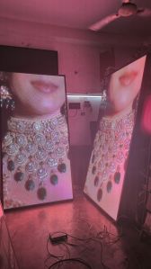 OUTDOOR ADVERTISING DISPLAY SCREEN