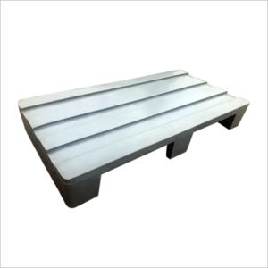 Roto Molded Plastic Pallets