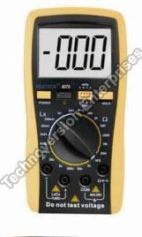 Digital Capacitance Meter