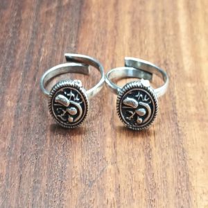 NIPSTec Designer Silver Plated Toe Ring