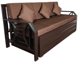 Iron Sofa Cumbed With Top Sheet