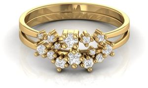 0.37 CT Split Shank Cluster Diamond Ring