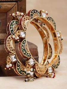 Karatcart Set OF 2 Antique Gold Plated Temple Bangles for Women