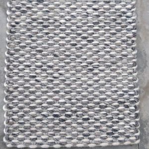 Black and White Hand Knotted Loop Woolen Durrie