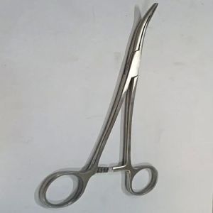 Heaney Hysterectomy Clamp