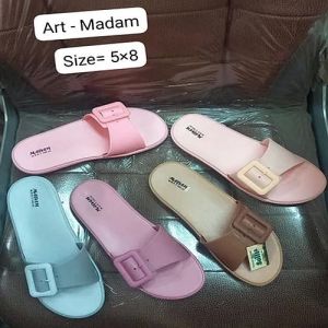 Ladies Casual Wear Flat Slider