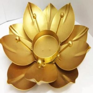 T Light Holder