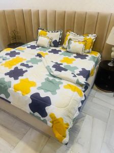 Multicolor Printed Quilted Double Bed Comforter Set