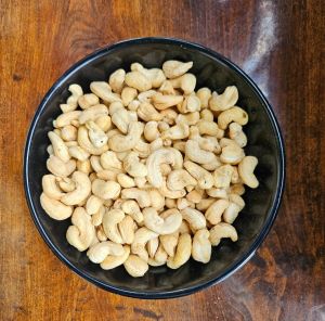 B1 Cashew Nuts