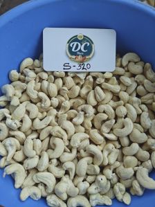 S320 Cashew Nuts