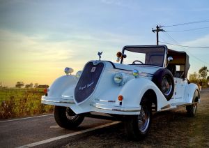Regal Royal Vintage Car