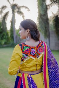 Women\'s Traditional Embroidered Gujarati Chaniya Choli Set