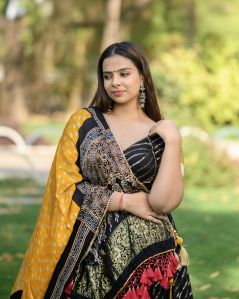 Women\'s Designer Embroidered Silk Lehenga