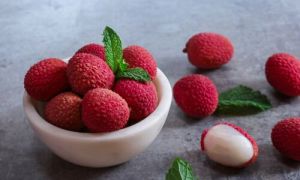 Fresh Litchi