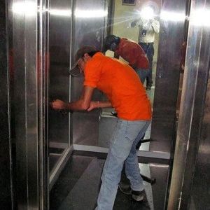 Automatic Door Elevator Amc Service
