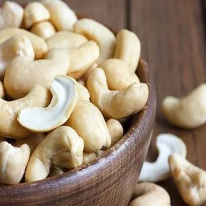 W320 Cashew Nuts