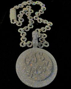 Round Silver Moissainate Pendant