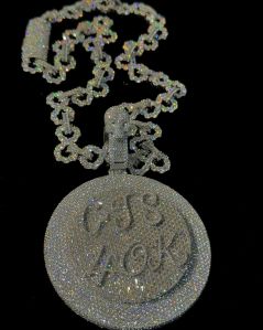 Round Silver Moissainate Pendant