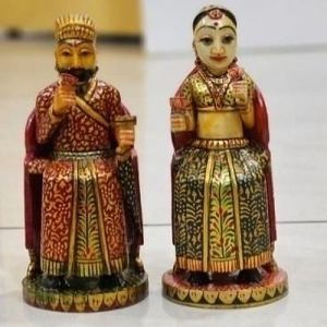 Decorative Bone Raja Rani Statue