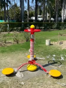 Mild Steel Outdoor Triple Twister