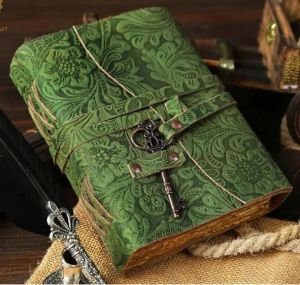 Handcrafted Leather Journal with Embossed Floral Pattern, Gr