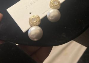Ladies White Pearl Earrings