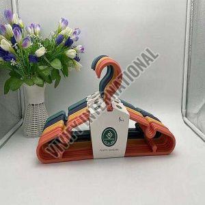 5 Pcs Plastic Clothes Hanger Set