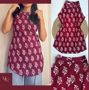 Ladies Wine Blossom Halter Neck Short Kurti