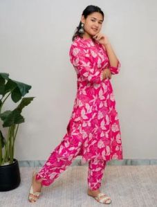 Ladies Rayon Pink Cord Set