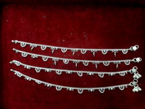 Ethnic Silver Anklets with Jhumki Droplets