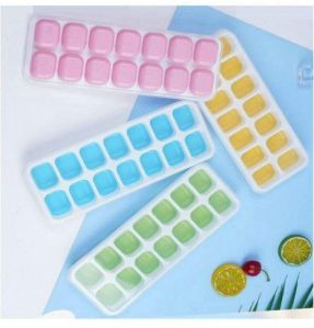 14 Cubes Multicolor Plastic Ice Tray