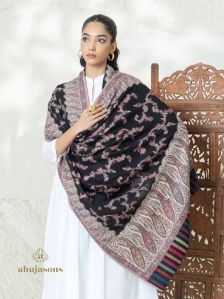 Kani Palla Weave Black Woolen Shawl