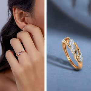Ladies Fancy Gold Ring