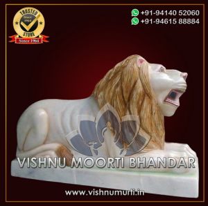marble lion statue