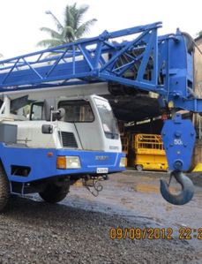 Telescopic Truck Crane
