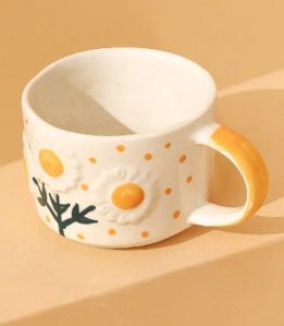 White Daisy Design Ceramic Cup