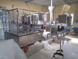 Bottle Rinsing Filling Capping Machine