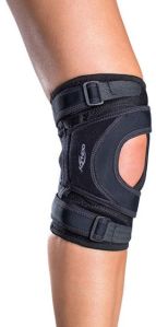Donjoy Tru Pull Lite Knee Brace