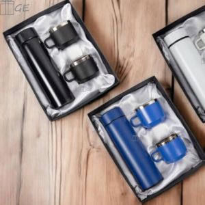 3 in 1 Corporate Gift Set with Temperature Flask 2 Mug