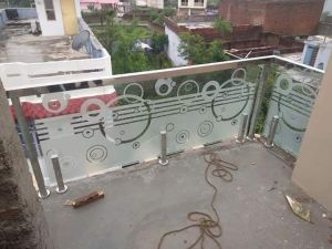 Stainless Steel Classic Glass Railing