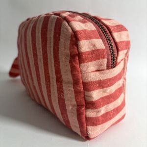 Pink &AMP; Red Classic Quilted Pouch