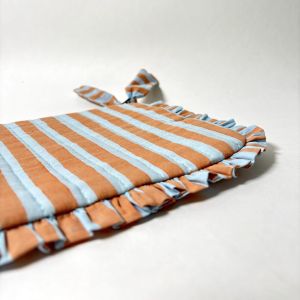 Midsummer Bloom Flat Frill Quilted Pouch