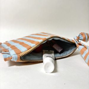 Midsummer Bloom Flat Frill Quilted Pouch