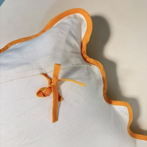 Wavy Retro Petal Cushion Covers