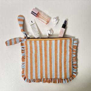 Midsummer Bloom Flat Frill Quilted Pouch