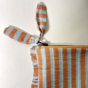 Midsummer Bloom Flat Frill Quilted Pouch