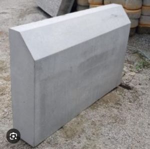 RCC Road Divider