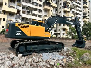 Hyundai R215 Smart Plus Excavator