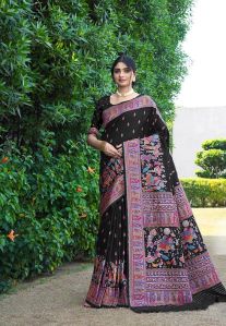 1403 Black Pure Silk Saree with Pashmina Design