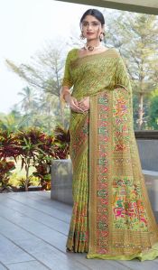 1404 Parrort Green Pure Silk Saree with Pashmina Design